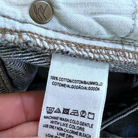 Free People We The Free Zip It Up Raw Hem Skirt Size 26 - Picture 5 of 6